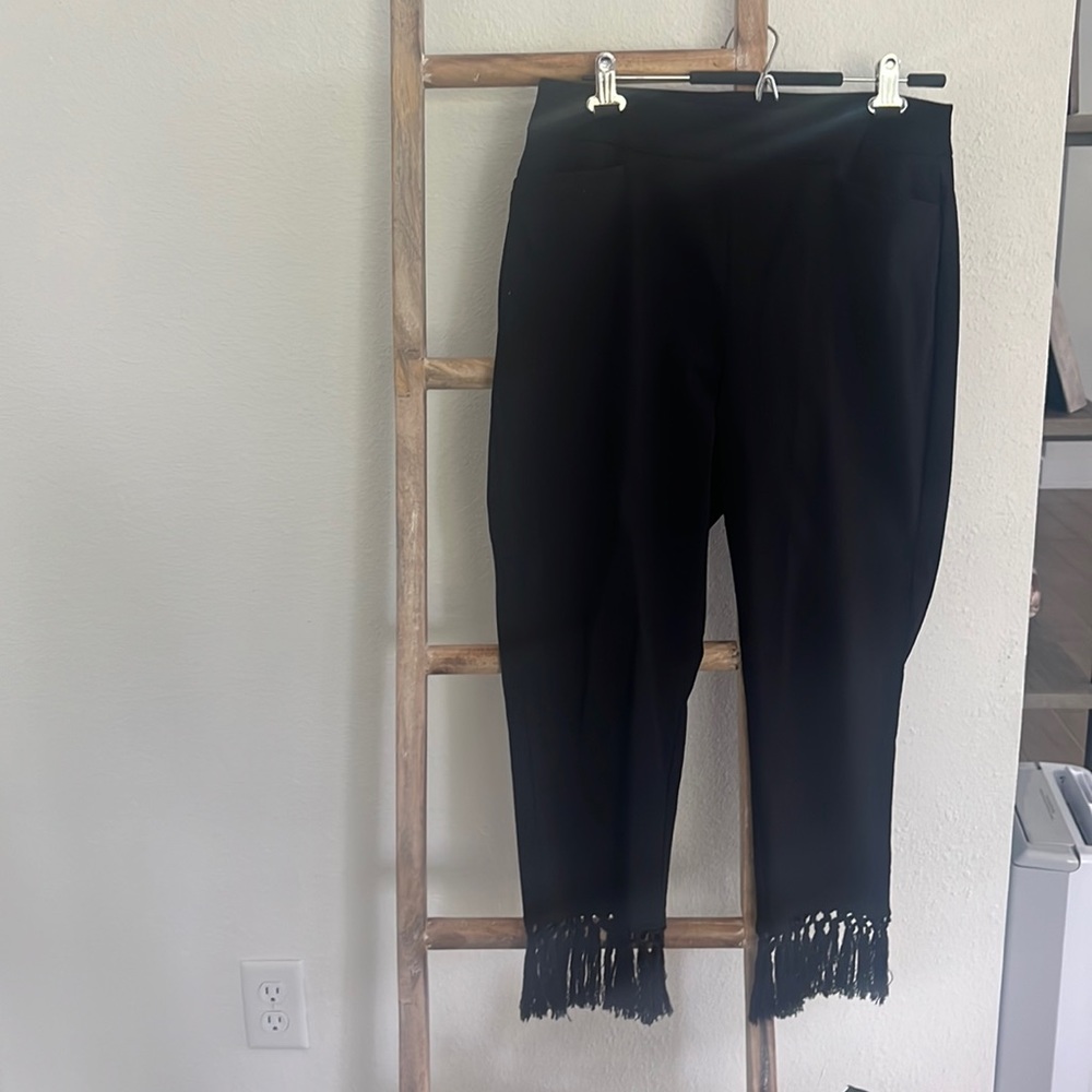 Stylish Chico’s black slacks!  Super cute bottom Fringe. Great summer pants!